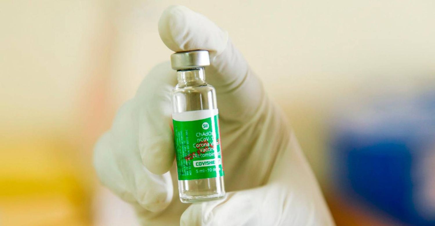 Coronavirus: Llegaron las 580 mil vacunas desarrolladas por Oxford-AstraZeneca provenientes de la India