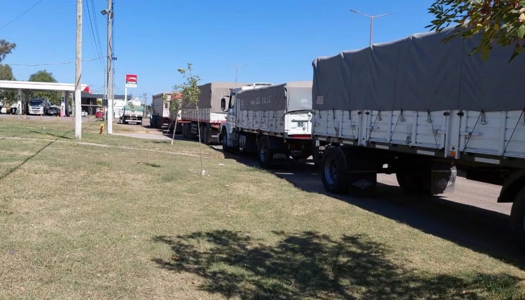 Faltante de gasoil: Camioneros marchan a Plaza de Mayo y continúan con los piquetes en distintas rutas del país