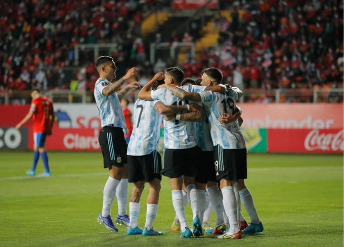 Eliminatorias Qatar 2022: Sin Messi, Argentina le ganó a Chile