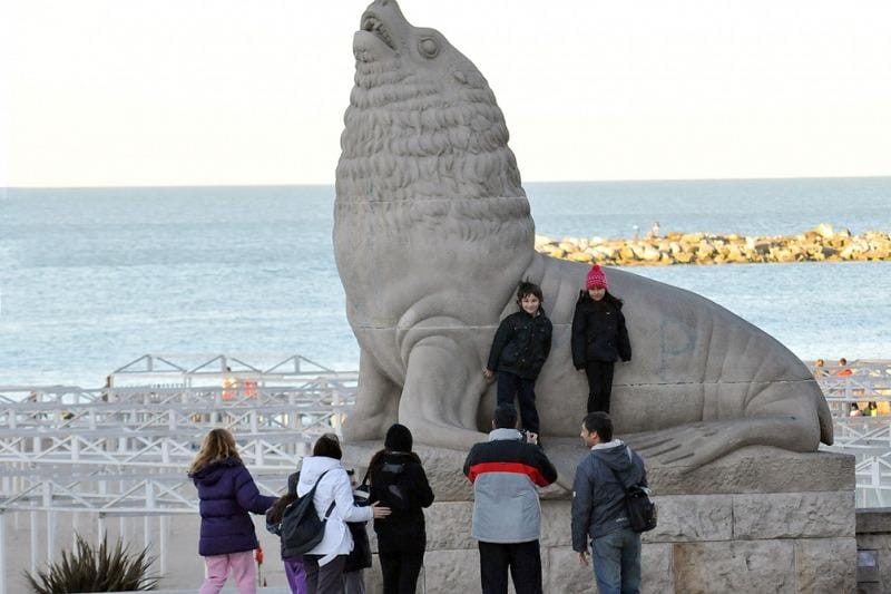 Fin de semana largo: 85 mil turistas visitaron Mar del Plata