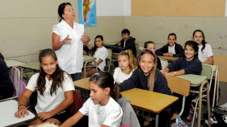 Conflicto docente: Comienzan las clases en la Provincia pero falta acordar cómo se recuperarán los días de paro