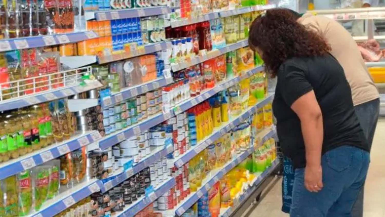 Inflación rumbo a los tres dígitos: Alertan que alimentos y bebidas ya subieron 7,7% en septiembre