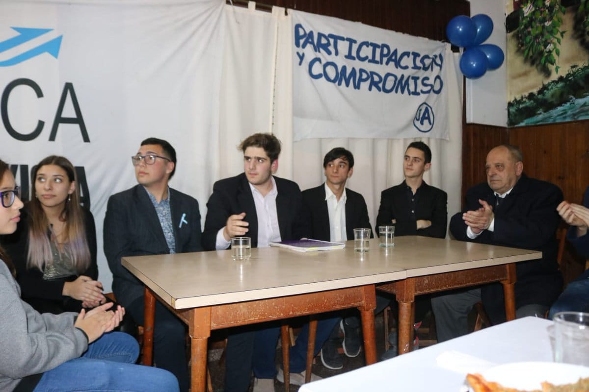 Mar del Plata: Sin apoyo del macrismo, Arroyo buscará la reelección