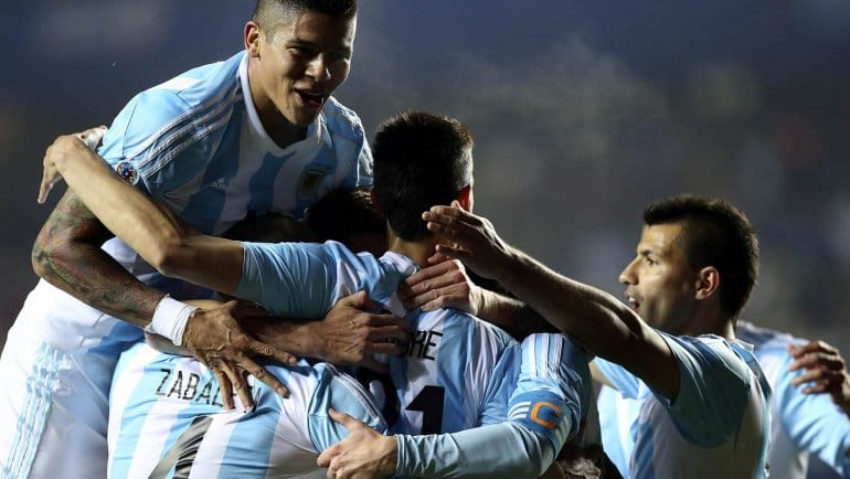 Copa América: Argentina le ganó 6 a 1 a Paraguay y jugará la final con Chile