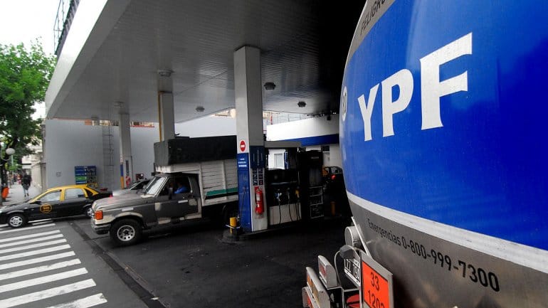 De no creer: Volvieron a aumentar las naftas de YPF y es la sexta suba del año