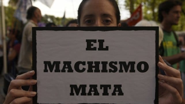 La Plata: Marchan para pedir la detención de un hombre denunciado 12 veces por su ex pareja