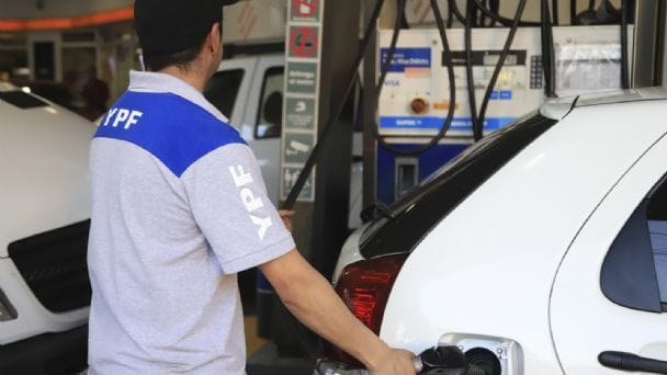 YPF aumentó el precio de sus combustibles en todo el país