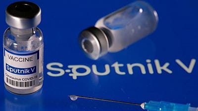 Argentina ya recibió casi 42 millones de vacunas, pero crece el malestar por el faltante de la dosis 2 de Sputnik V