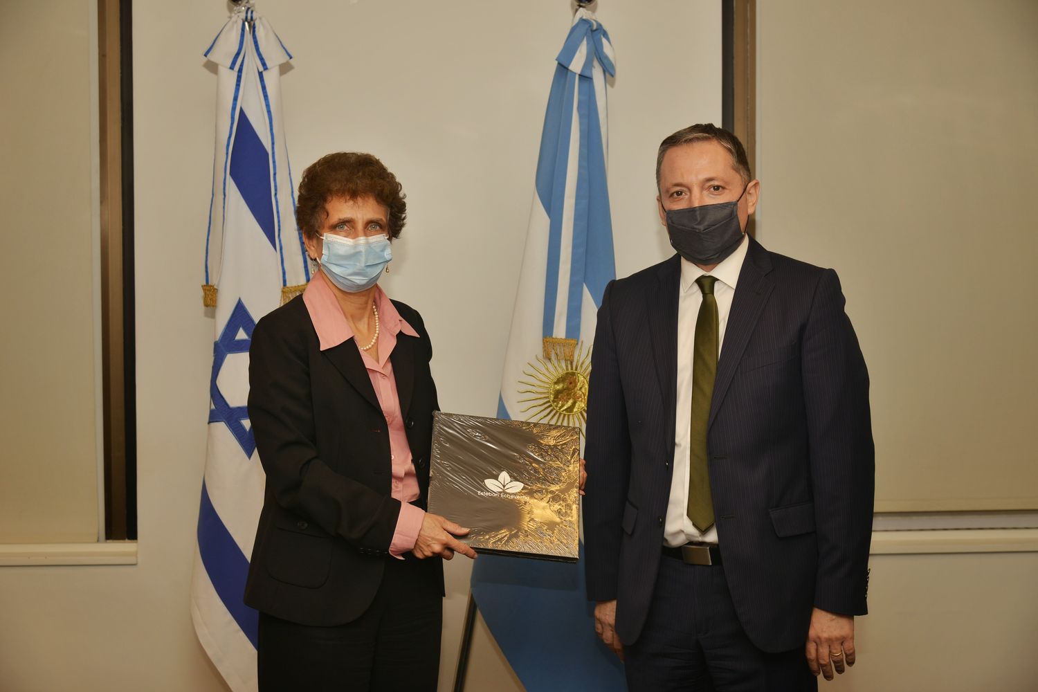Esteban Echeverría: Gray mantuvo una reunión con la embajadora de Israel en Argentina, Galit Ronen