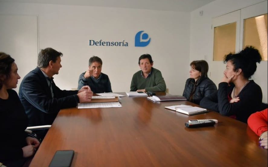 Defensor Bonaerense se reunió con consejeros escolares por deuda de la Provincia