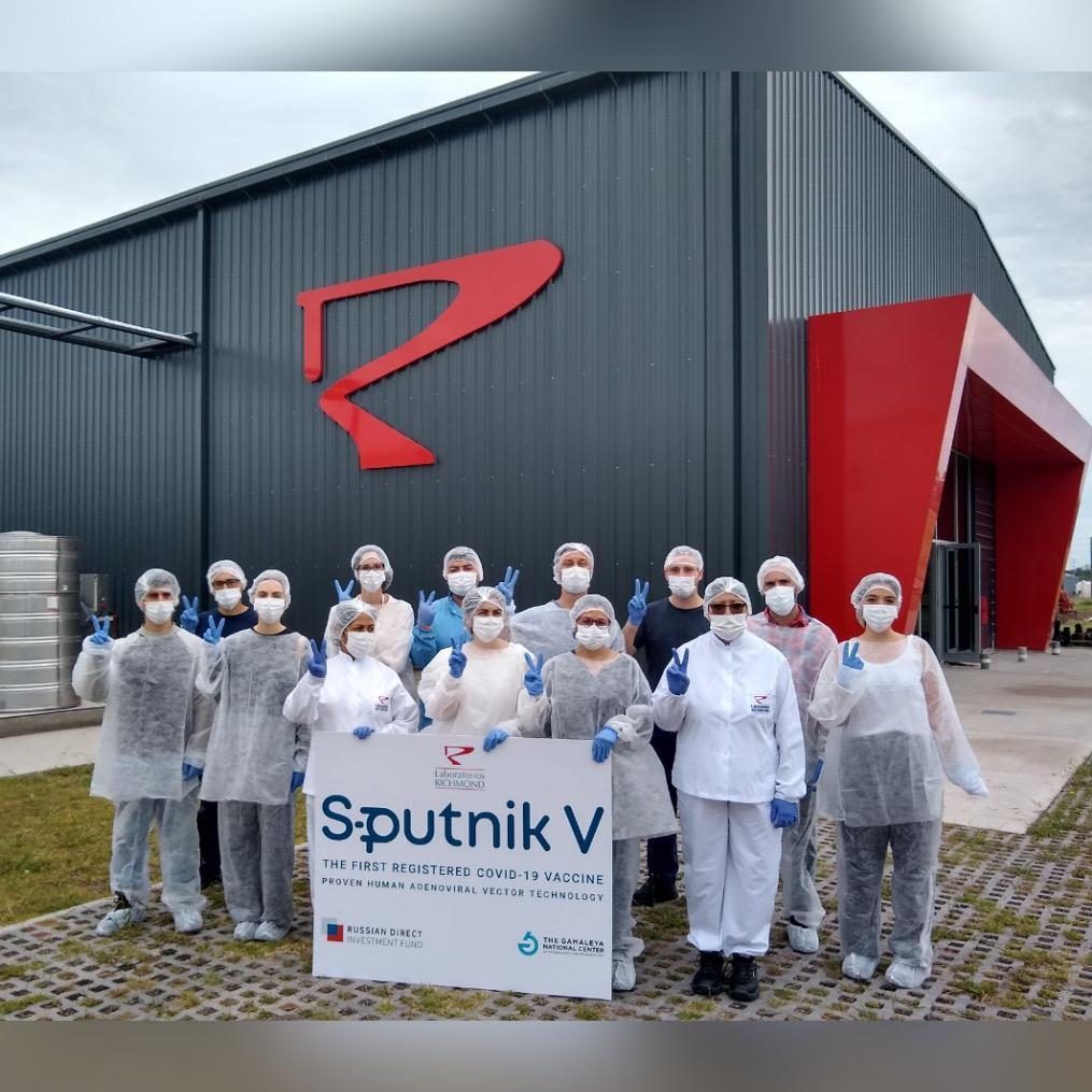 Se libera para su aplicación el primer millón de vacunas Sputnik V envasadas en el país