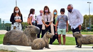 Tigre presentó la obra artística "Armonía" en homenaje a la fauna local en el Día Mundial de la Tierra