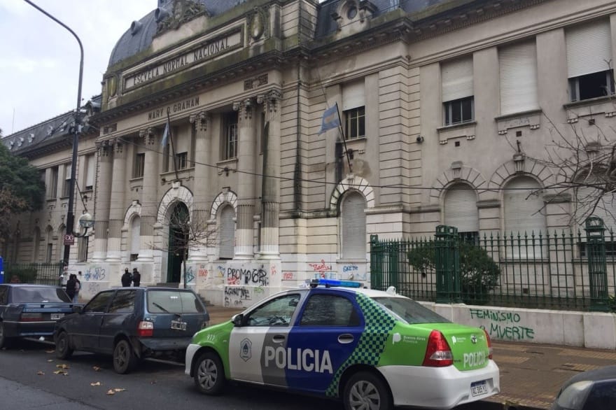 Colegio de La Plata sufrió 40 amenazas de bomba en lo que va del año