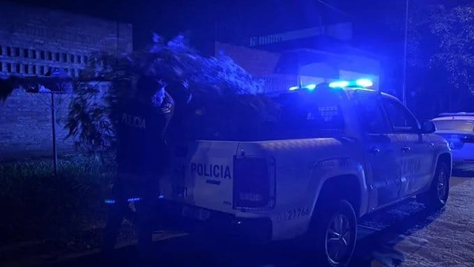Policía Bonaerense embistió con su vehículo a un asaltante y luego lo mató de 2 tiros