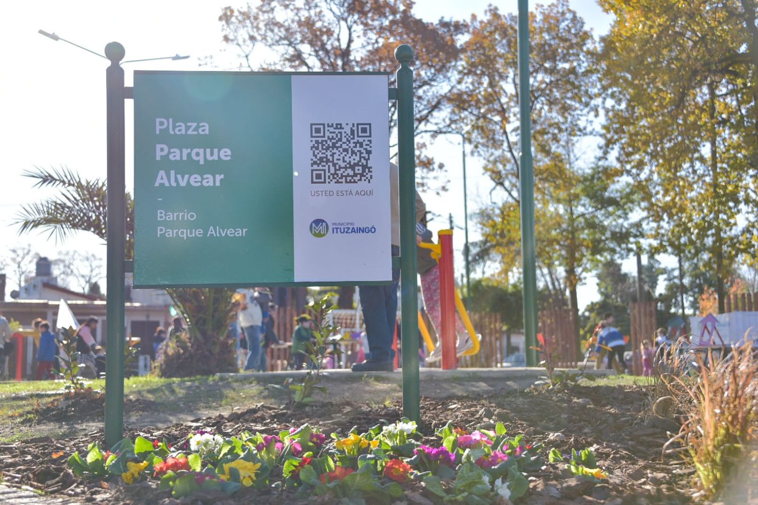 Ituzaingó: Intendente Descalzo reinauguró la plaza Parque Alvear
