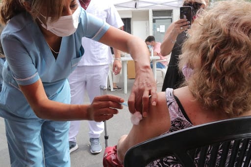 Morón: Ya hay más de 80 mil personas vacunadas en el distrito