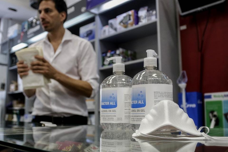 Coronavirus: Farmacias permanecerán abiertas con protocolo de atención al público