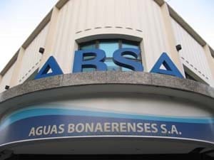 ABSA presentó un informe contable y dilata la devolución del tarifazo