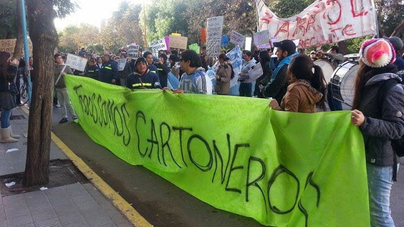 Bahía Blanca: Cartoneros protestaron contra erradicación de la tracción a sangre 