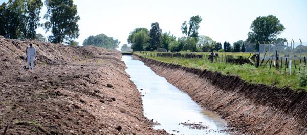 Olavarría: Licitan obras para sanear los canales del distrito