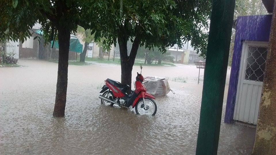 Vidal visita municipios afectados por el temporal