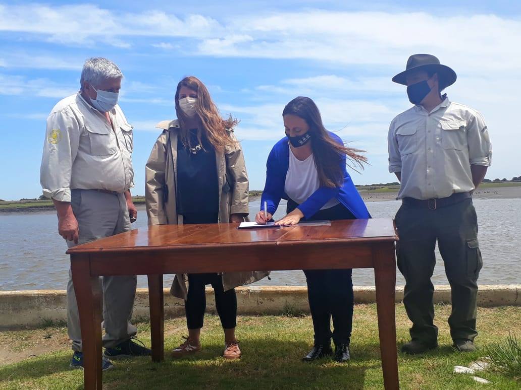 Lavalle: Construirán muelle en la zona del Parque Nacional Campos del Tuyú, tras convenio con Puertos
