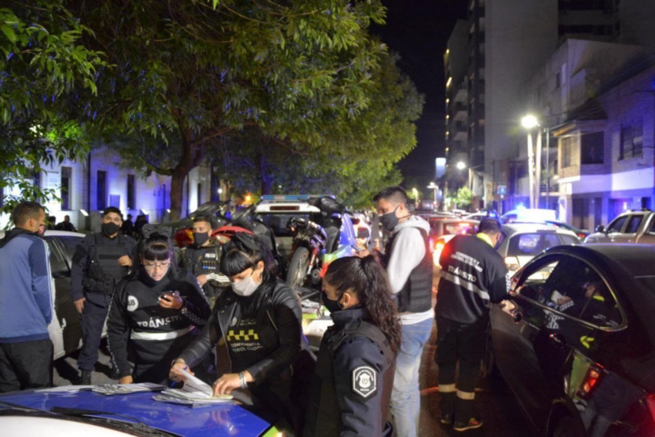 En La Plata le reclaman a Berni por el "descontrol" de las fiestas clandestinas: "Lo que pasa es una barbaridad"