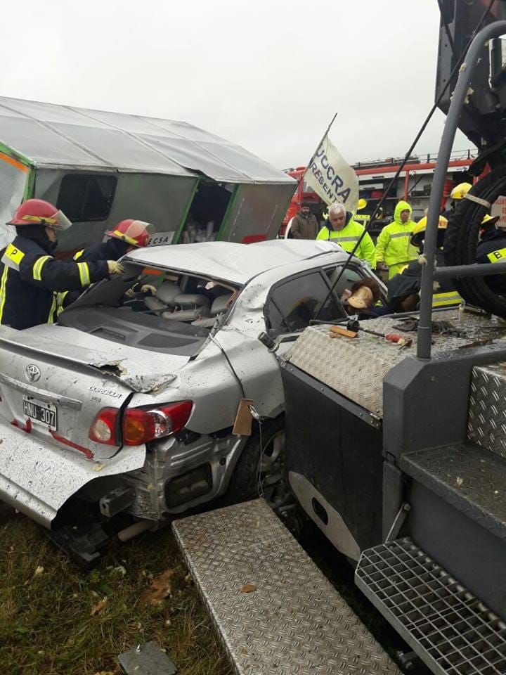 Fatal accidente en ruta 9: Tres muertos