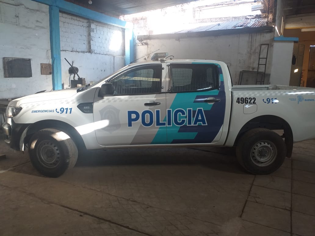 Internos de la cárcel de Mercedes repararon dos móviles policiales destinados al Municipio