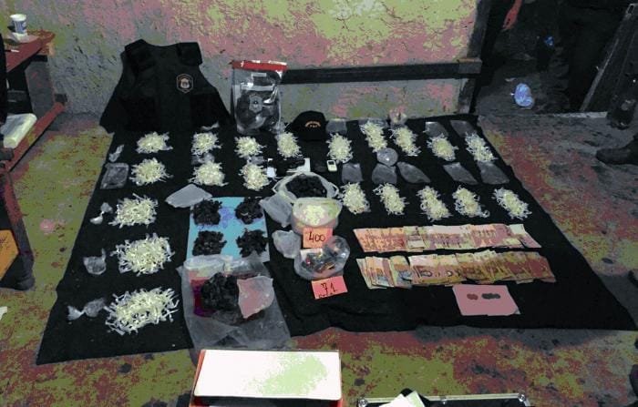 Desarticulan organización narco familiar que vendía droga en Merlo