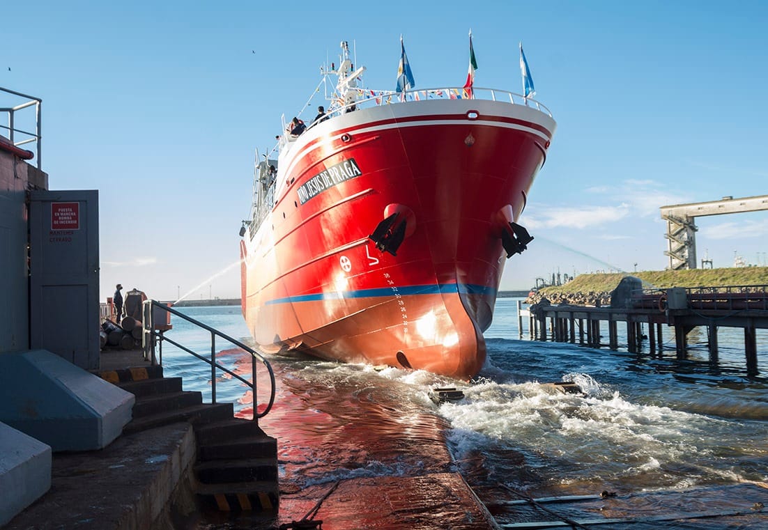 Alberto en la botadura de un nuevo buque pesquero en Mar del Plata: Llamó a mejorar la producción argentina