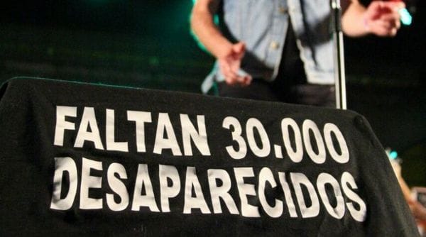 Buscan derogar ley que obliga a hablar de "30 mil desaparecidos" en documentos y actos de gobierno