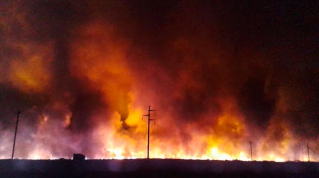 Río Negro: 12 mil evacuados en Playas Doradas por voraz incendio