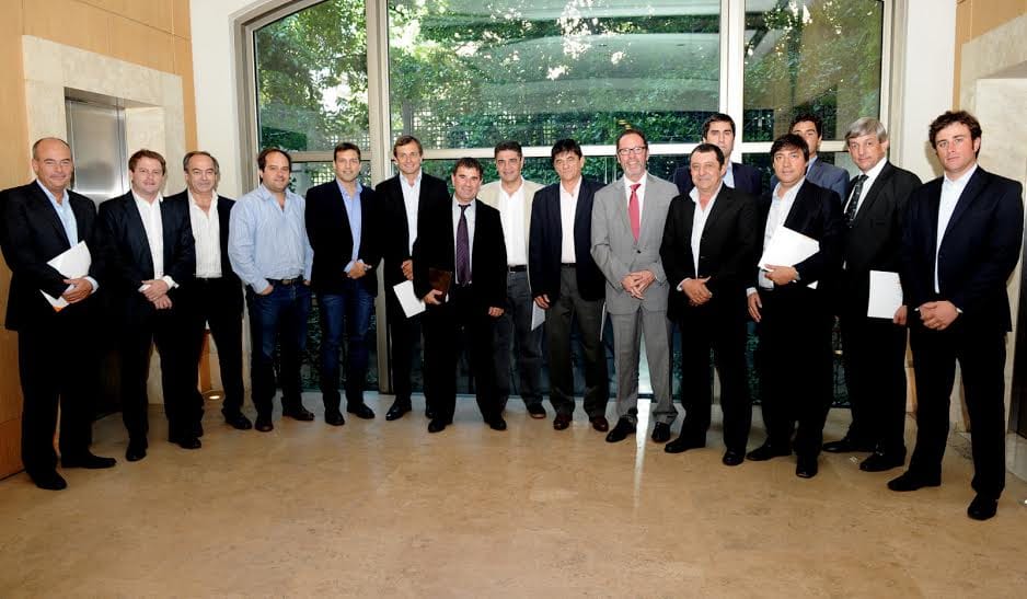 Jorge Macri con varios intendentes kirchneristas