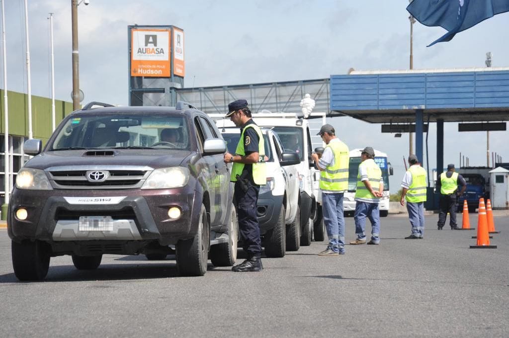Fin de semana largo: Refuerzan controles con más de 5 mil policías en rutas de la Provincia