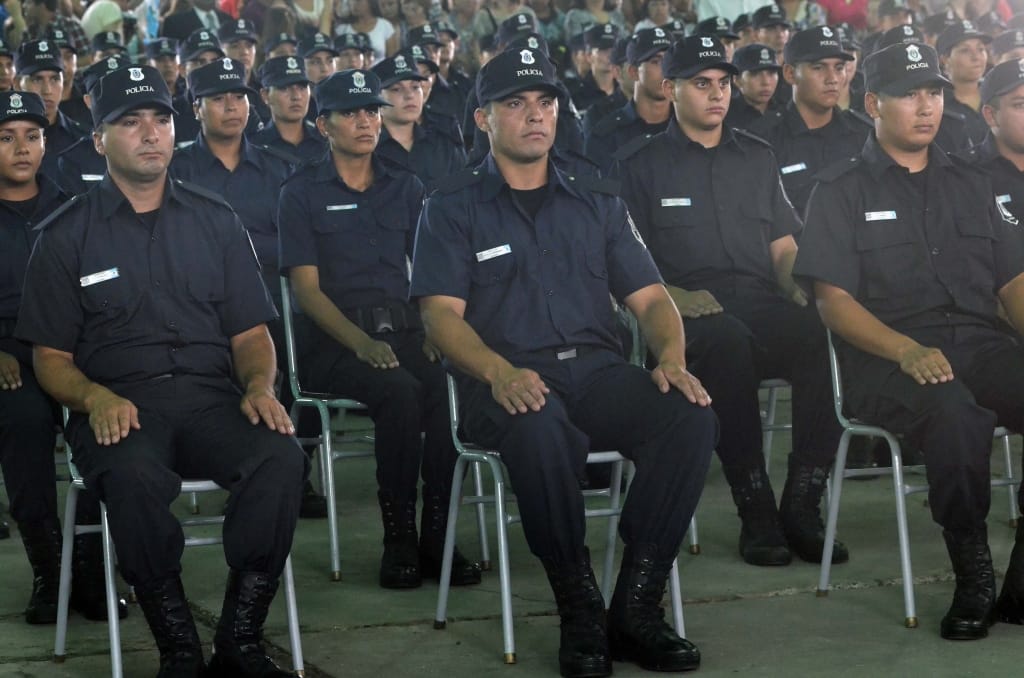 Egresó la primera promoción de Oficiales de Policía en Bahía Blanca