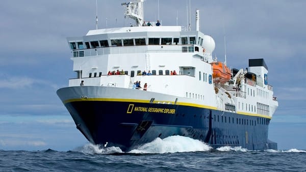 Crucero de la National Geographic llega a Bahía Blanca