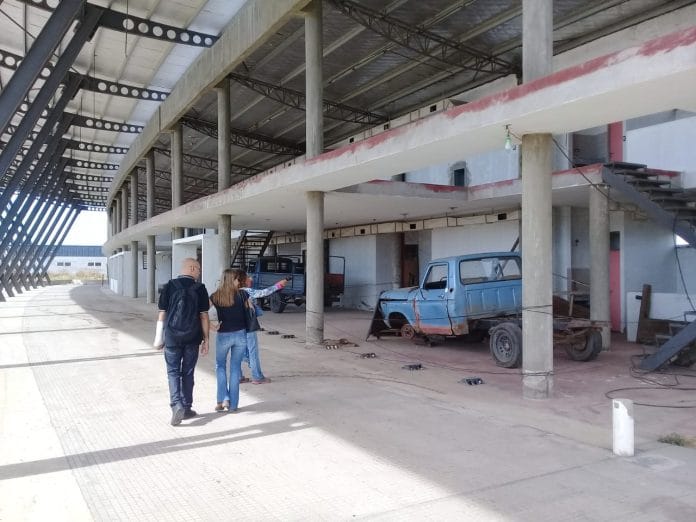 General Villegas: “Utilizaron las obras de la terminal para que funcione como un taller mecánico"