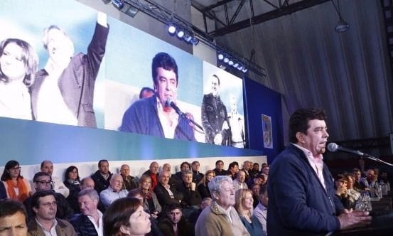 Espinoza convocó a la primera Cumbre del PJ bonaerense