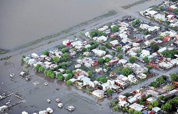 Inundación en La Plata: La provincia indemnizará a familiares de víctimas