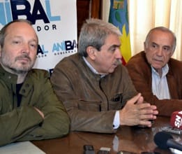 Aníbal Fernández con intendentes de la Segunda Sección  