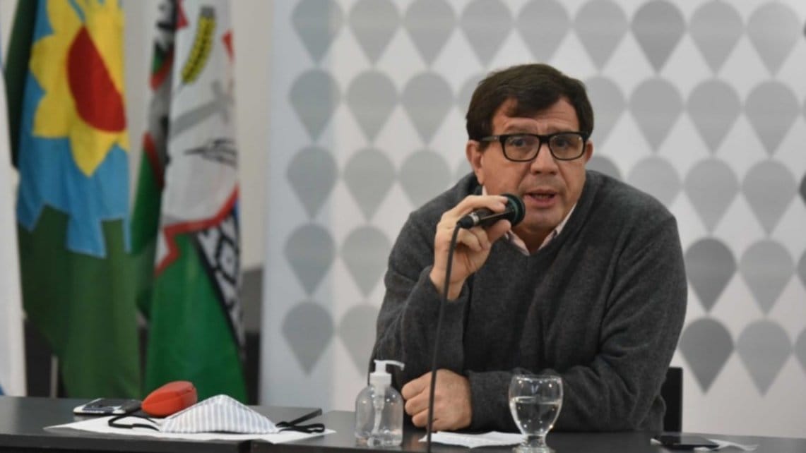 Bahía Blanca: El secretario de salud coincide con Quirós en llegar al 70% de vacunados para "liberar" los barbijos