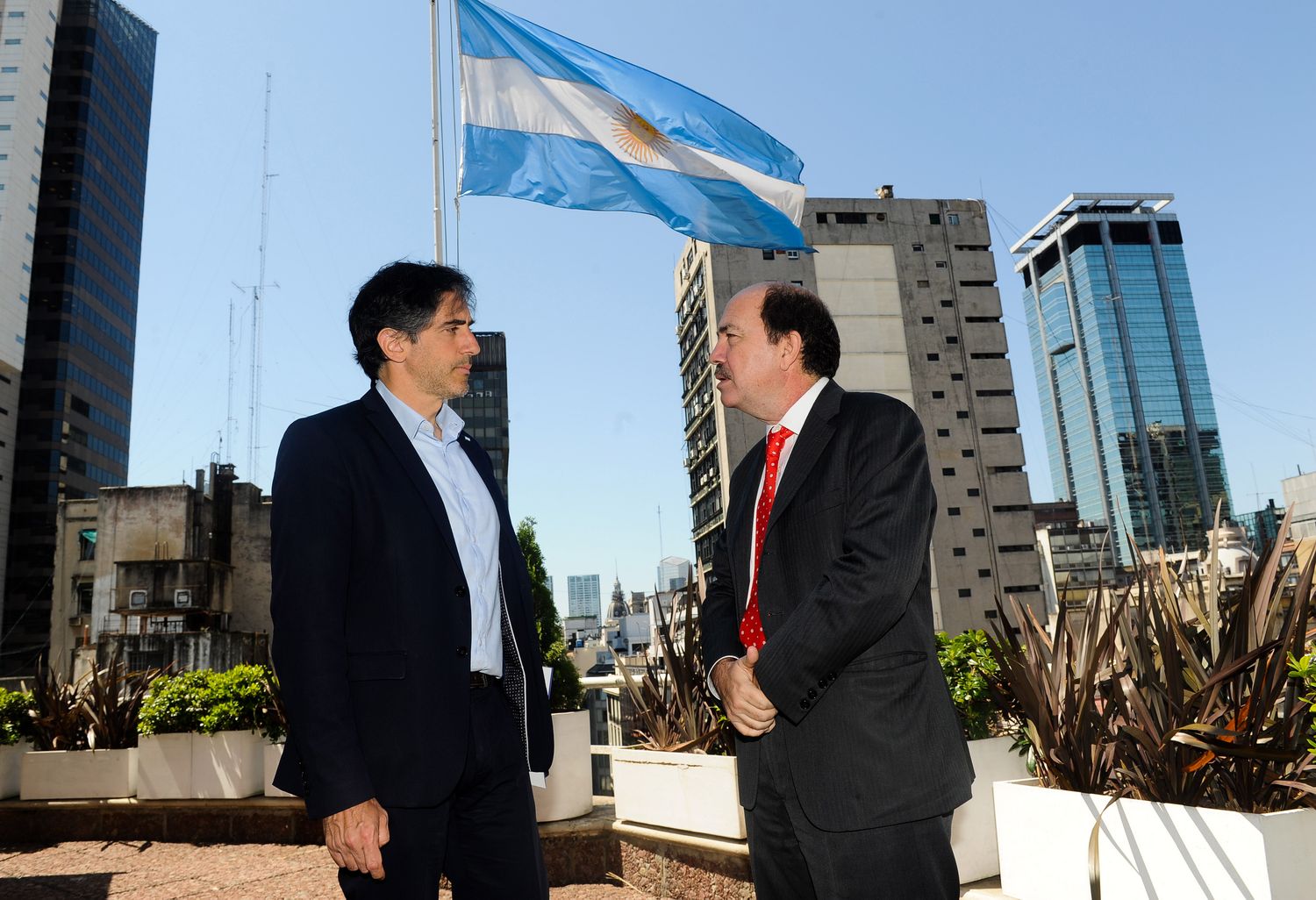 Banco Ciudad y Agencia Argentina de Inversiones promueven créditos para incrementar exportaciones