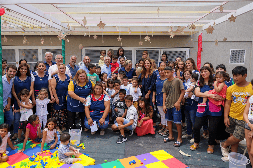 Alberto Fernández en Baradero: Visitó a niños de espacios para la infancia con instalaciones remodeladas