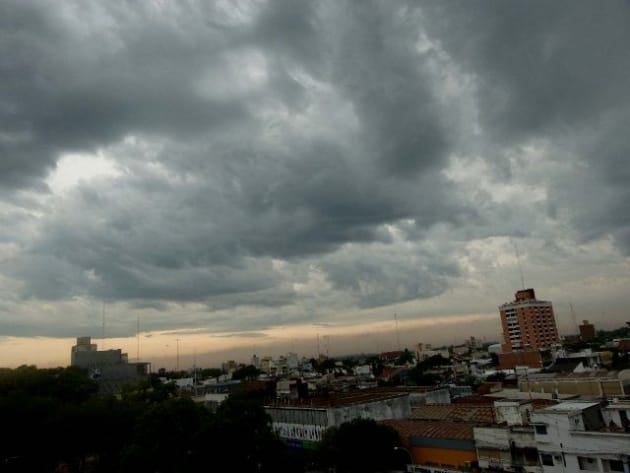 Alerta meteorológico y por crecida del Río de La Plata