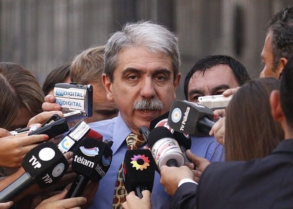 Aníbal Fernández define su precandidatura a Gobernador: "No es un premio consuelo"