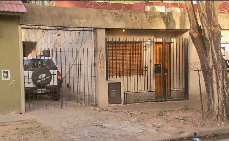 Asalto fatal en José León Suárez: Se subió al capot del auto para evitar que se lo roben, fue arrastrado y murió