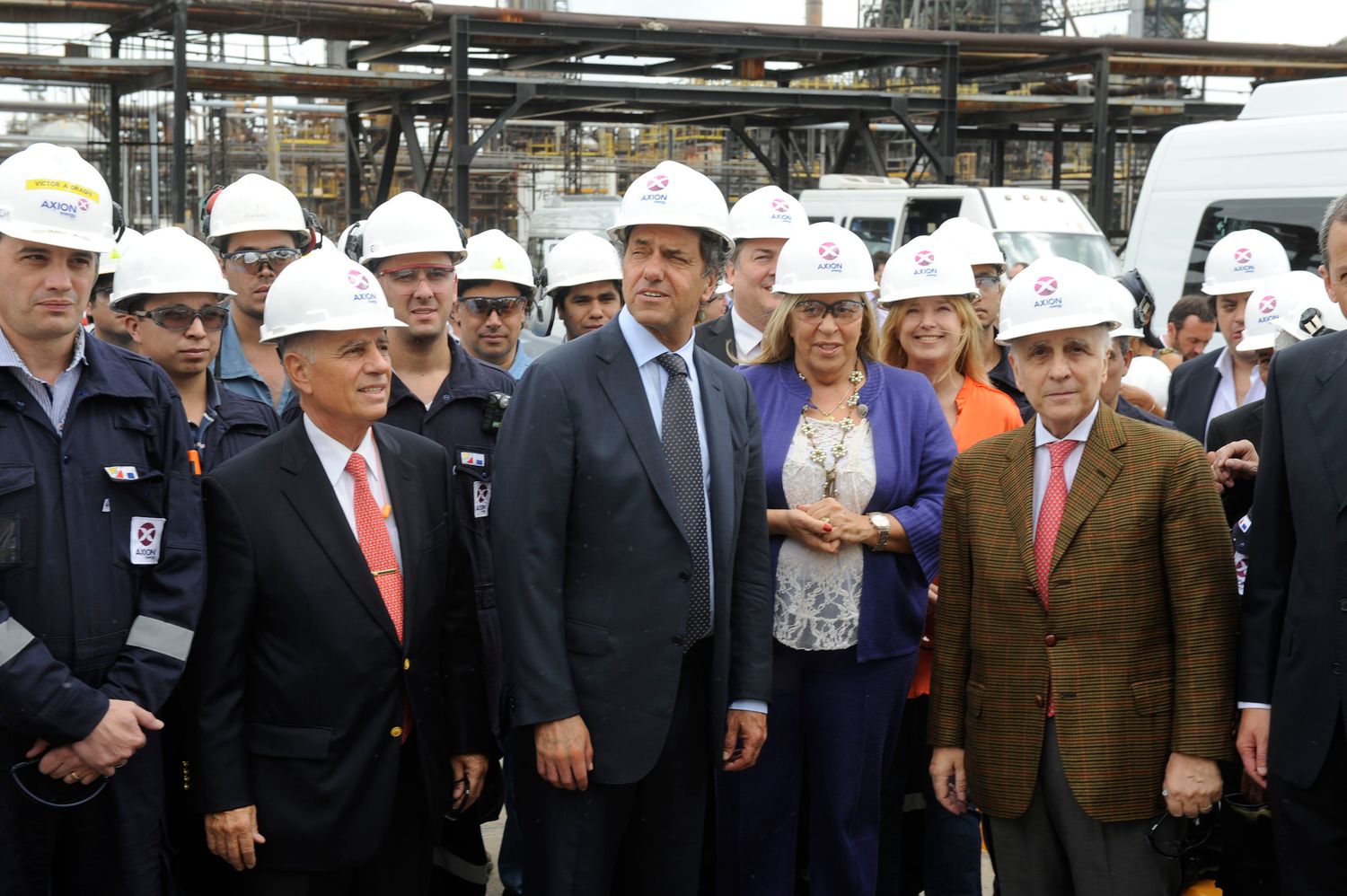 Scioli visitó Axion Energy en Campana y destacó las inversiones en la Provincia
