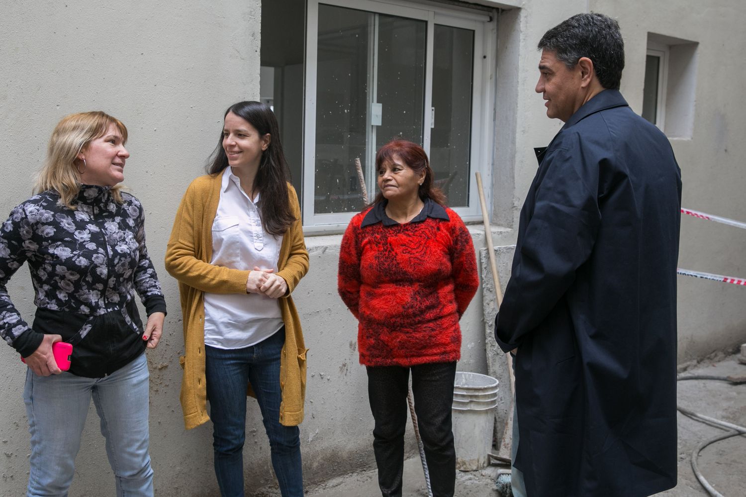 Vicente López: Jorge Macri recorrió la obra de 24 nuevas viviendas en el Barrio Gándara