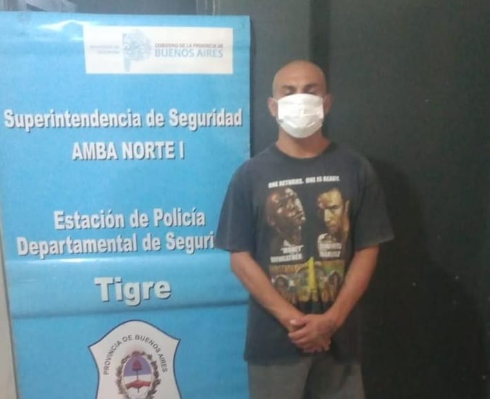 Todo mal: Acusaron a la “Hiena” Barrios de violencia de género y la policía le encontró plantas de marihuana